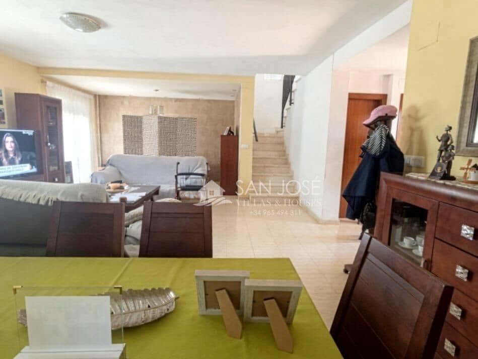 4 sypialnia Willa na sprzedaż w Monforte del Cid z basenem - 335 000 € (Ref: 9862048)