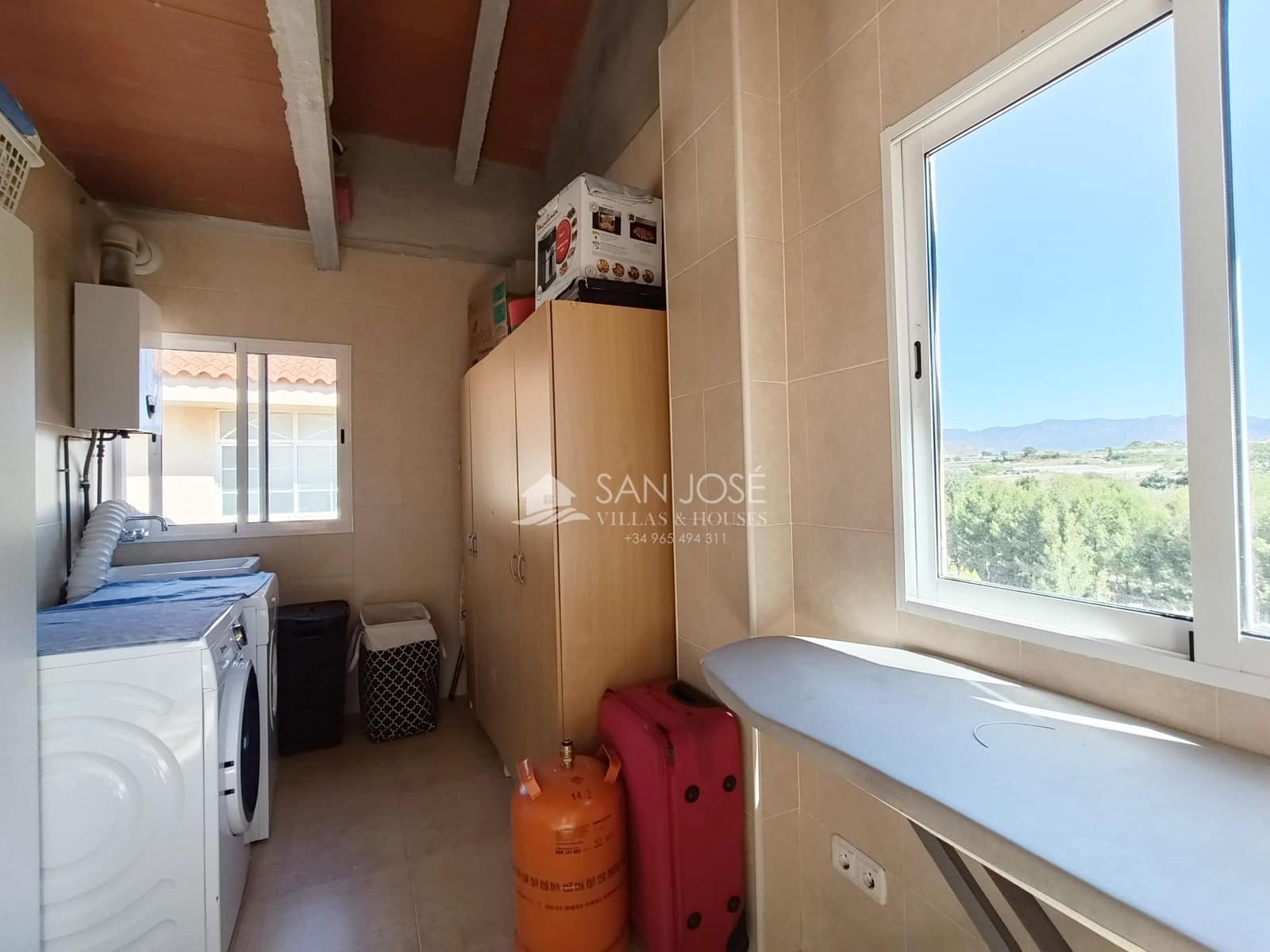 4 sypialnia Willa na sprzedaż w Monforte del Cid z basenem - 335 000 € (Ref: 9862048)