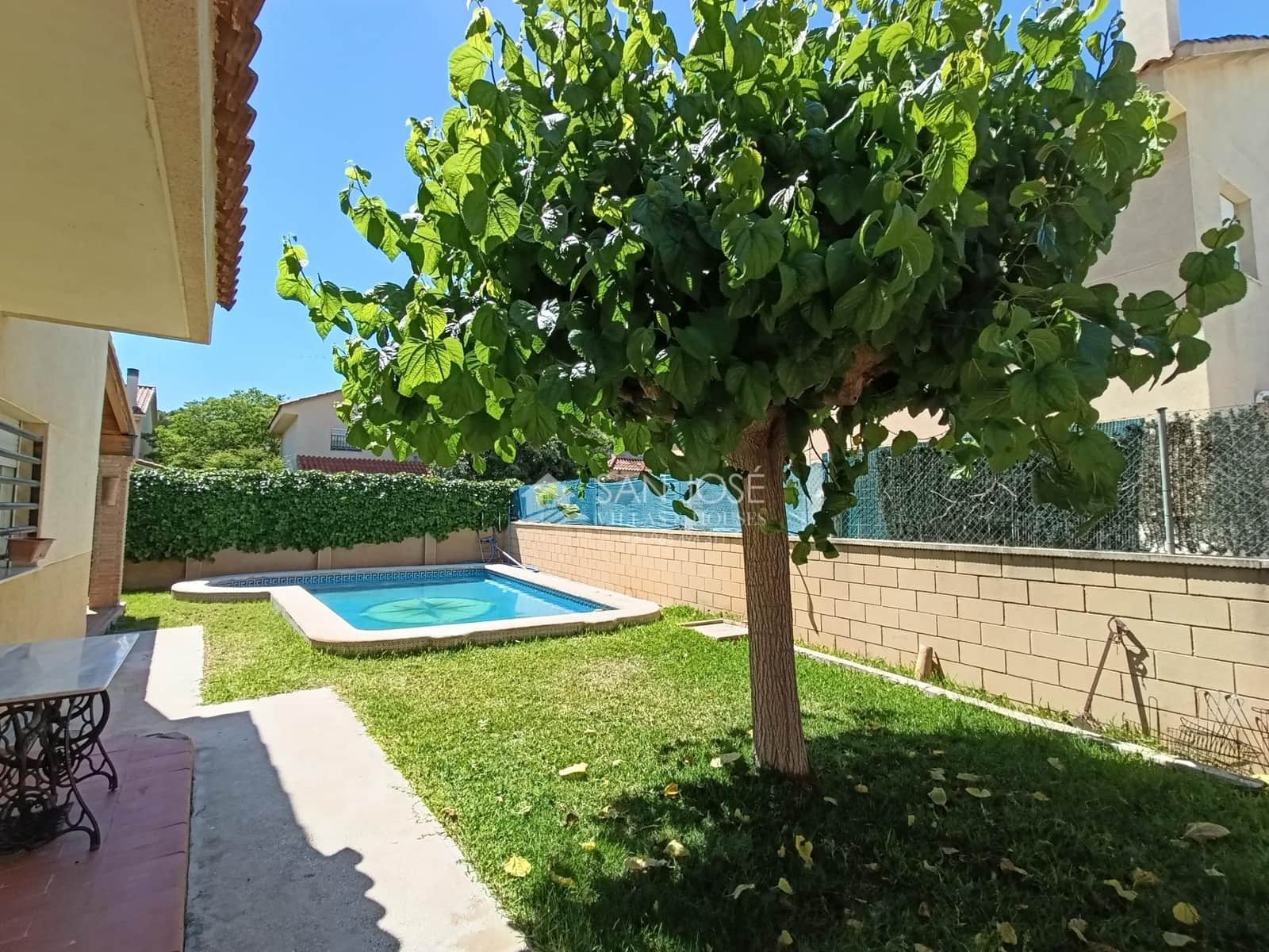 4 sypialnia Willa na sprzedaż w Monforte del Cid z basenem - 335 000 € (Ref: 9862048)
