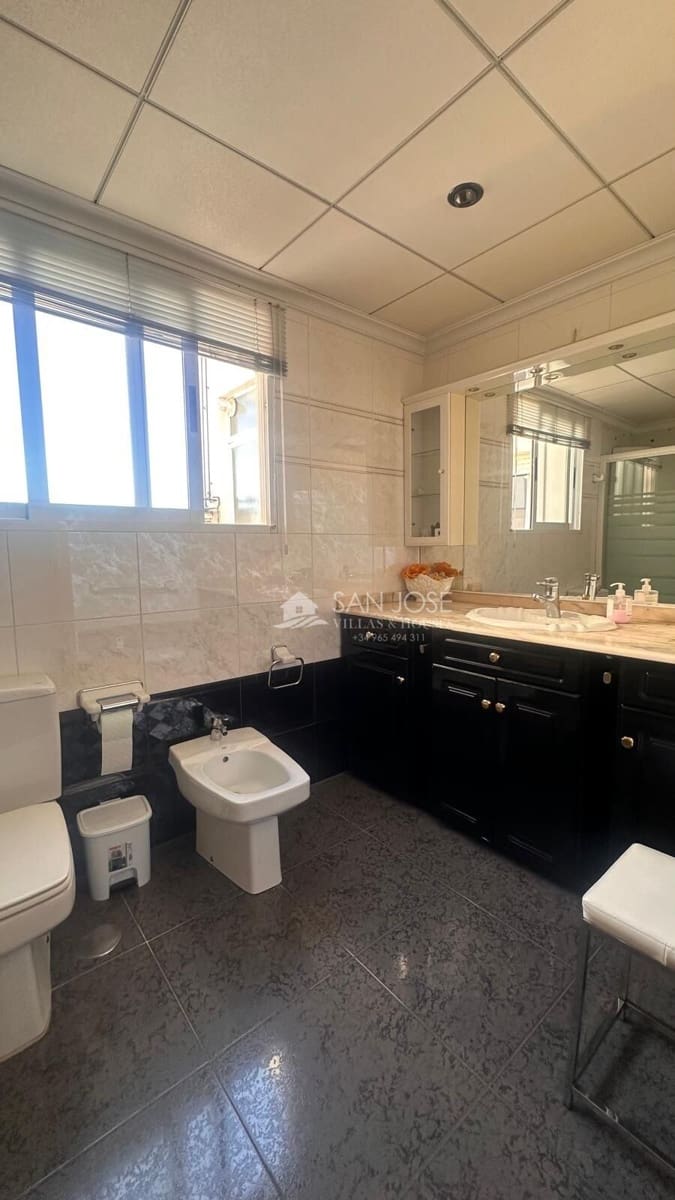 3 bedroom Flat for sale in Aspe - € 200,000 (Ref: 9862049)