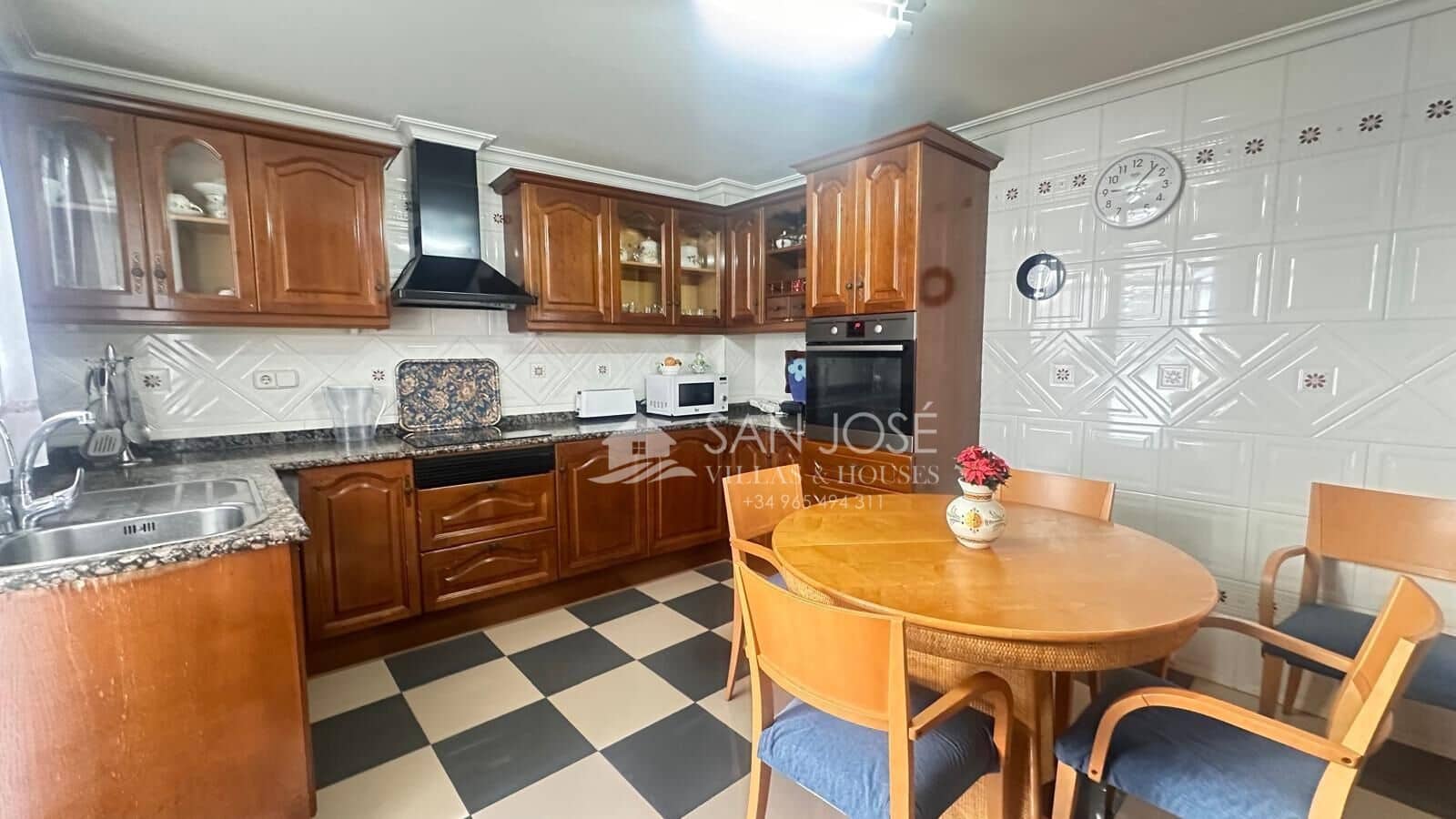 3 bedroom Flat for sale in Aspe - € 200,000 (Ref: 9862049)