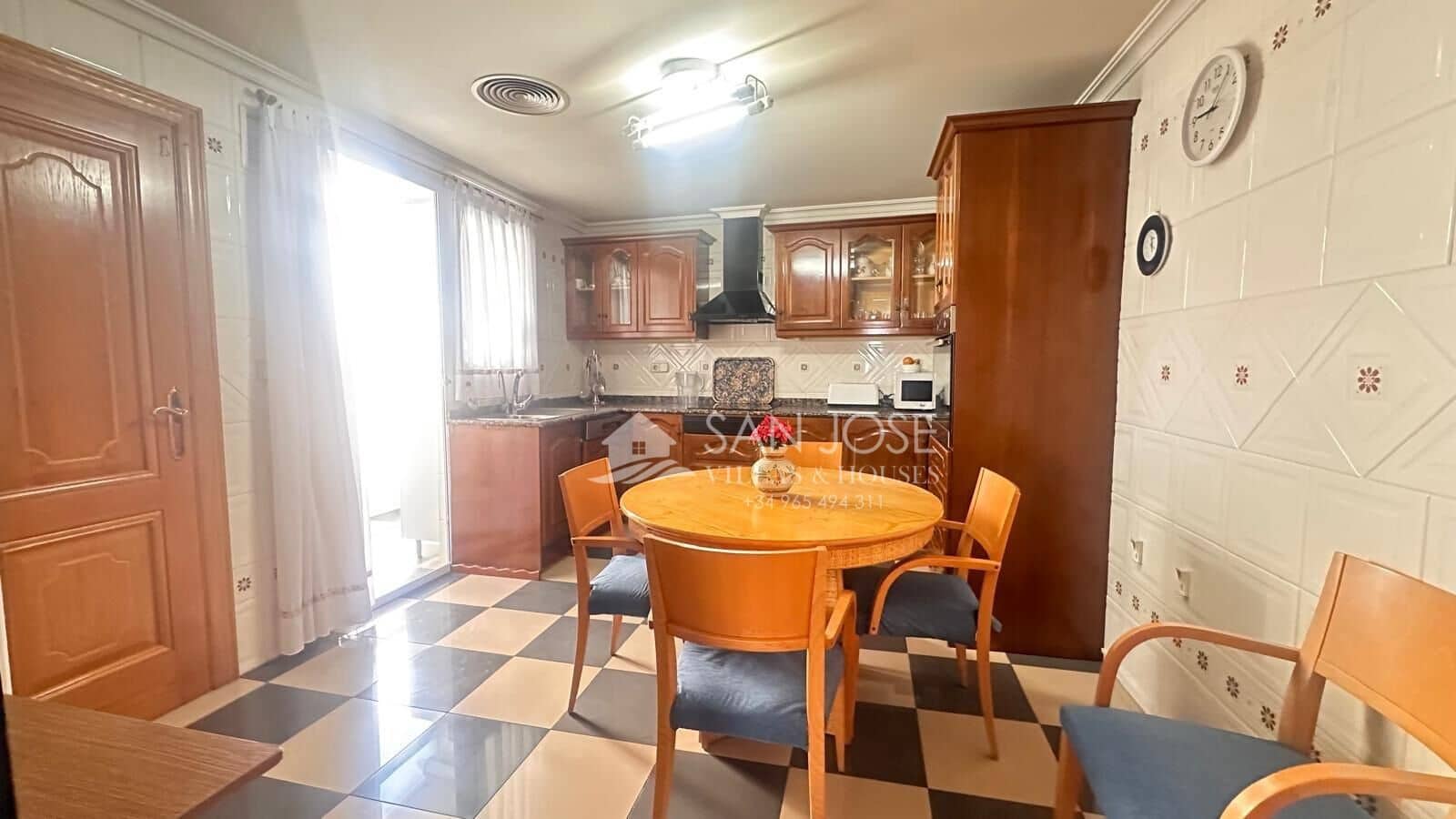 3 bedroom Flat for sale in Aspe - € 200,000 (Ref: 9862049)