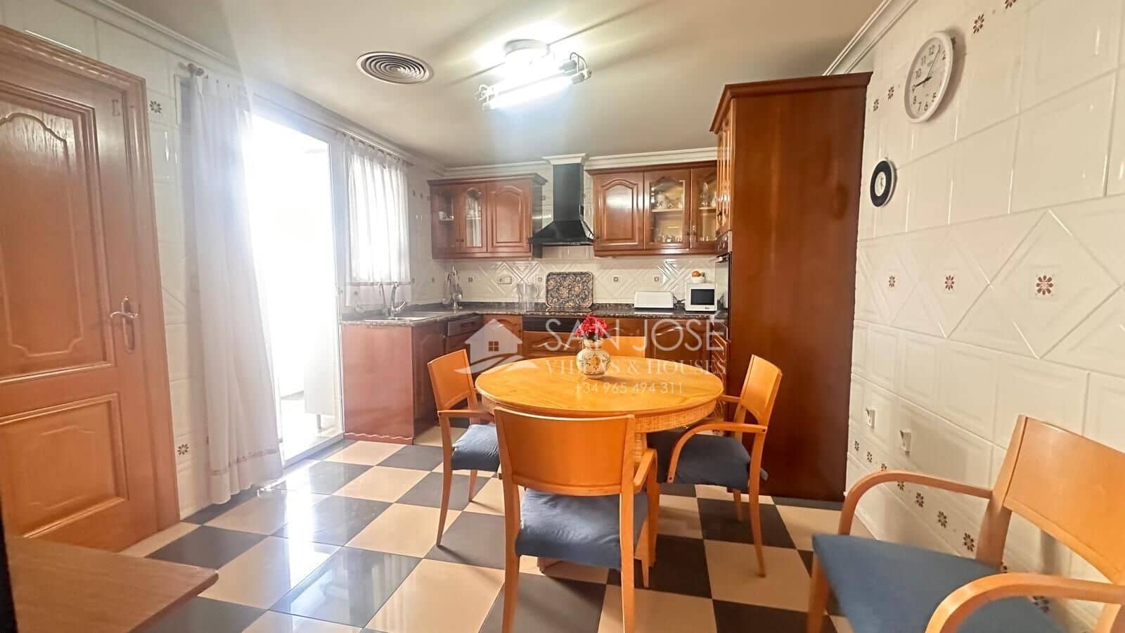 3 bedroom Flat for sale in Aspe - € 200,000 (Ref: 9862049)