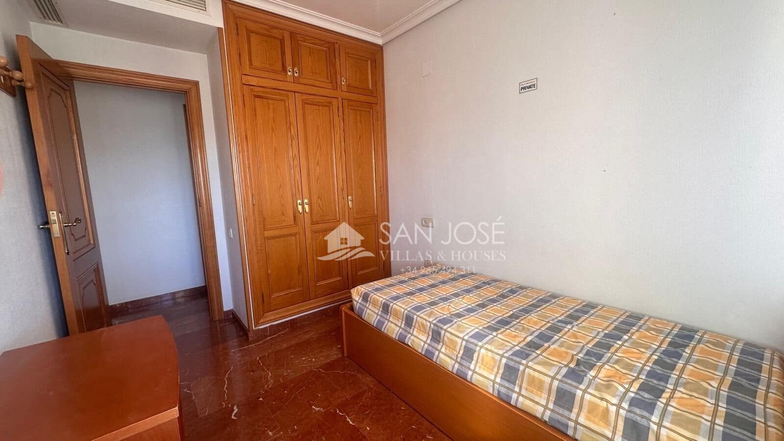 3 bedroom Flat for sale in Aspe - € 200,000 (Ref: 9862049)