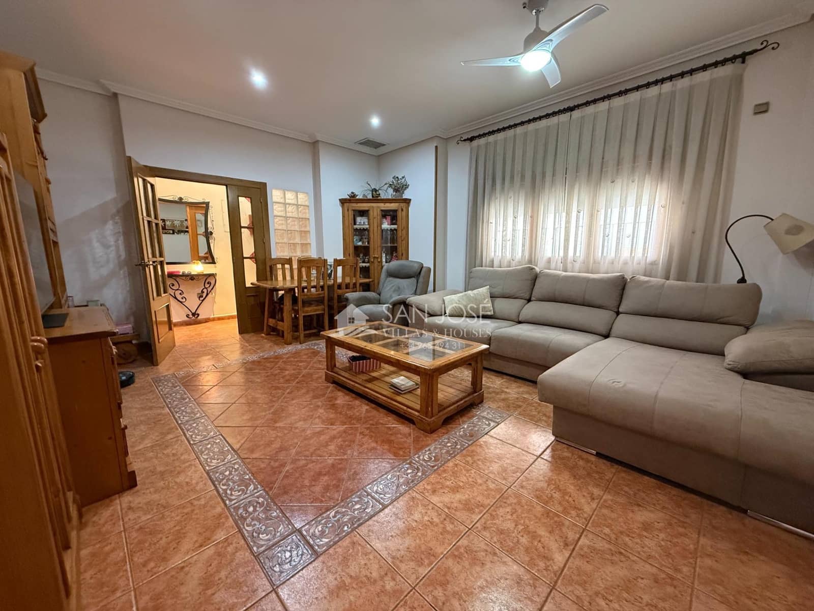 5 sypialnia Apartament na sprzedaż w Aspe z garażem - 298 000 € (Ref: 9879023)