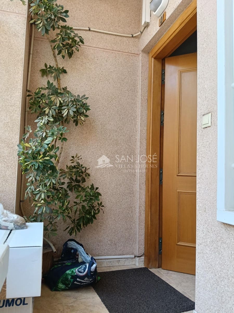 2 quarto Apartamento para venda em Torrellano - 157 260 € (Ref: 9882098)