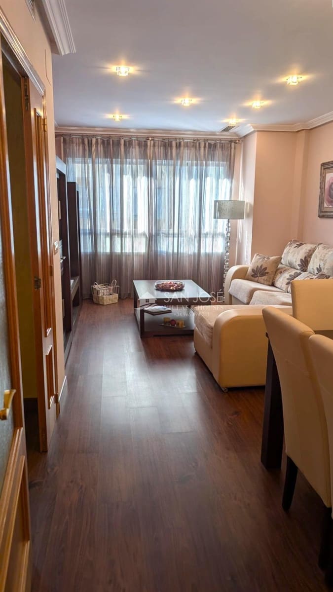 4 bedroom Flat for sale in Novelda - € 185,050 (Ref: 9892557)