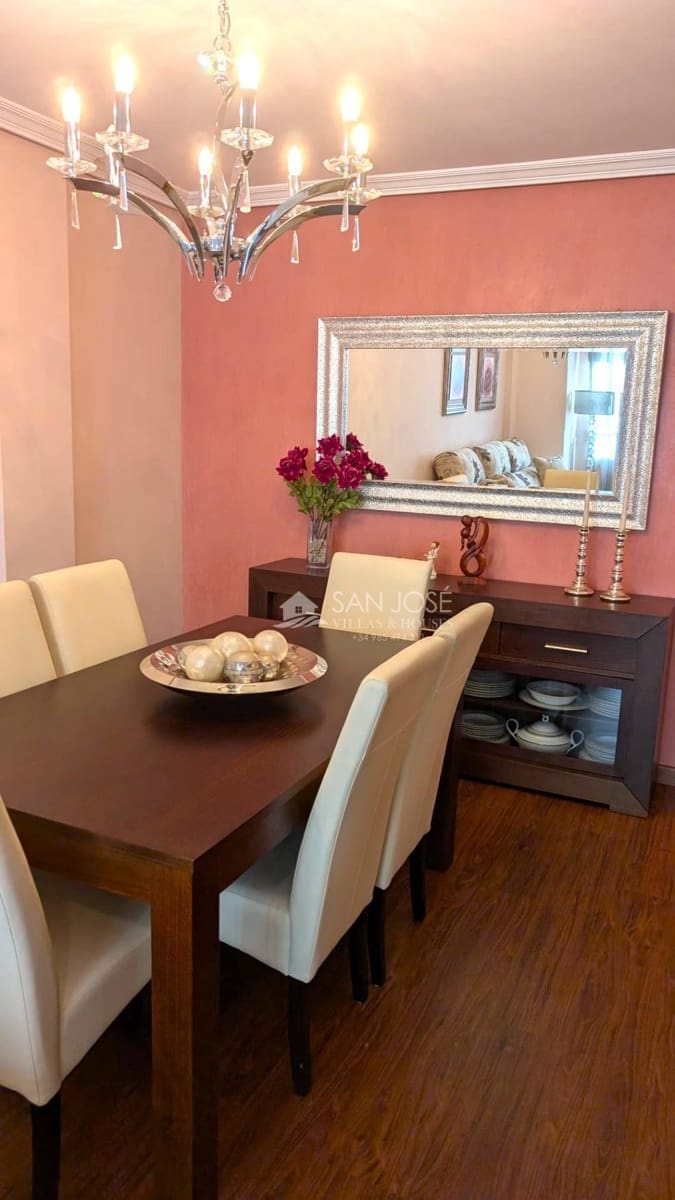 4 bedroom Flat for sale in Novelda - € 185,050 (Ref: 9892557)