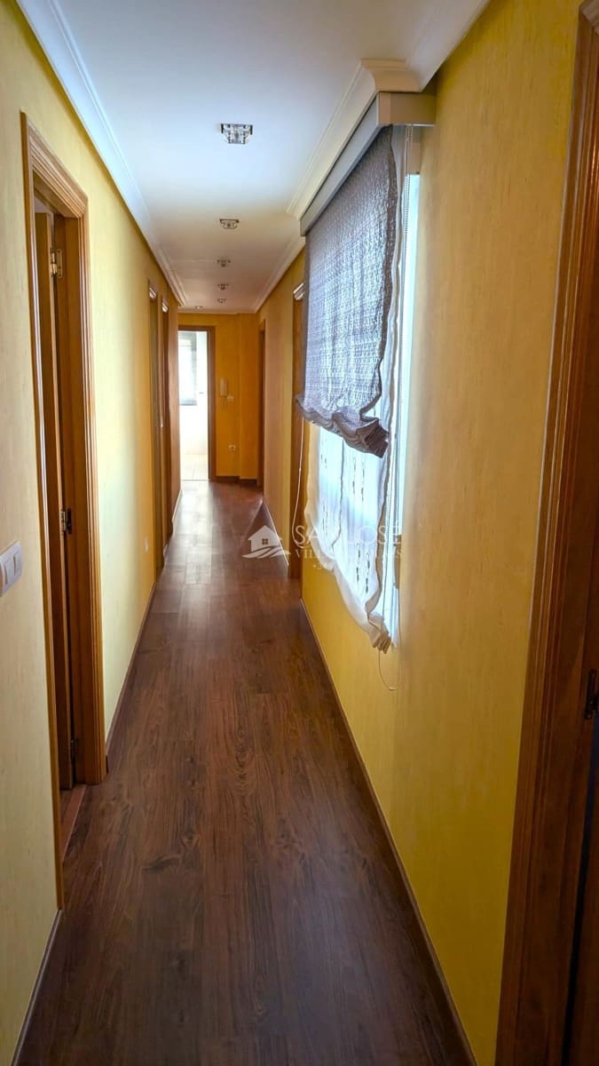 4 bedroom Flat for sale in Novelda - € 185,050 (Ref: 9892557)