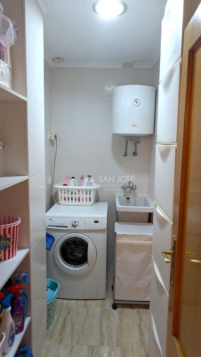 4 bedroom Flat for sale in Novelda - € 185,050 (Ref: 9892557)