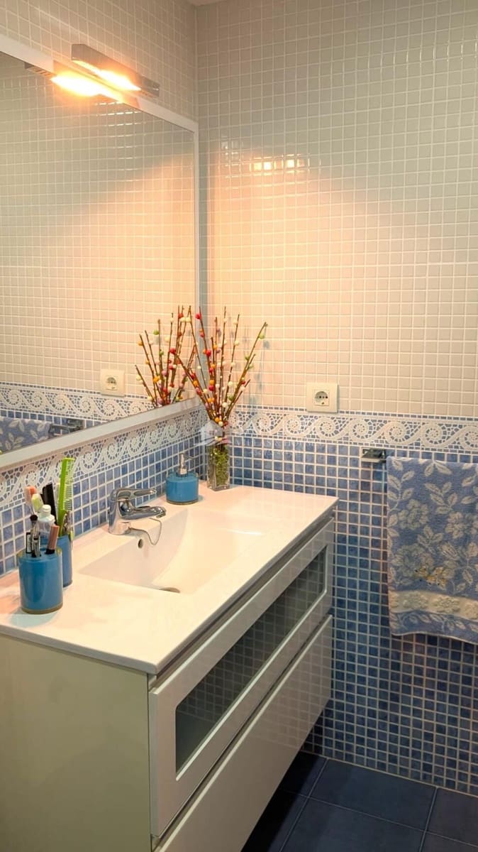 4 bedroom Flat for sale in Novelda - € 185,050 (Ref: 9892557)