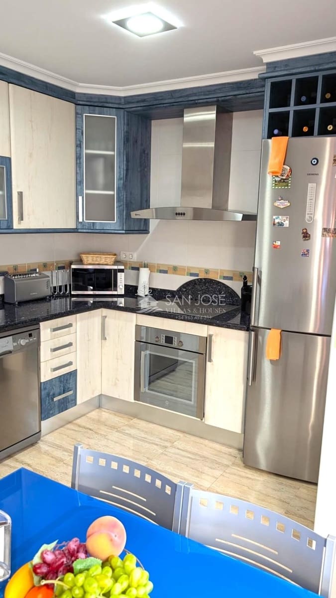 4 bedroom Flat for sale in Novelda - € 185,050 (Ref: 9892557)