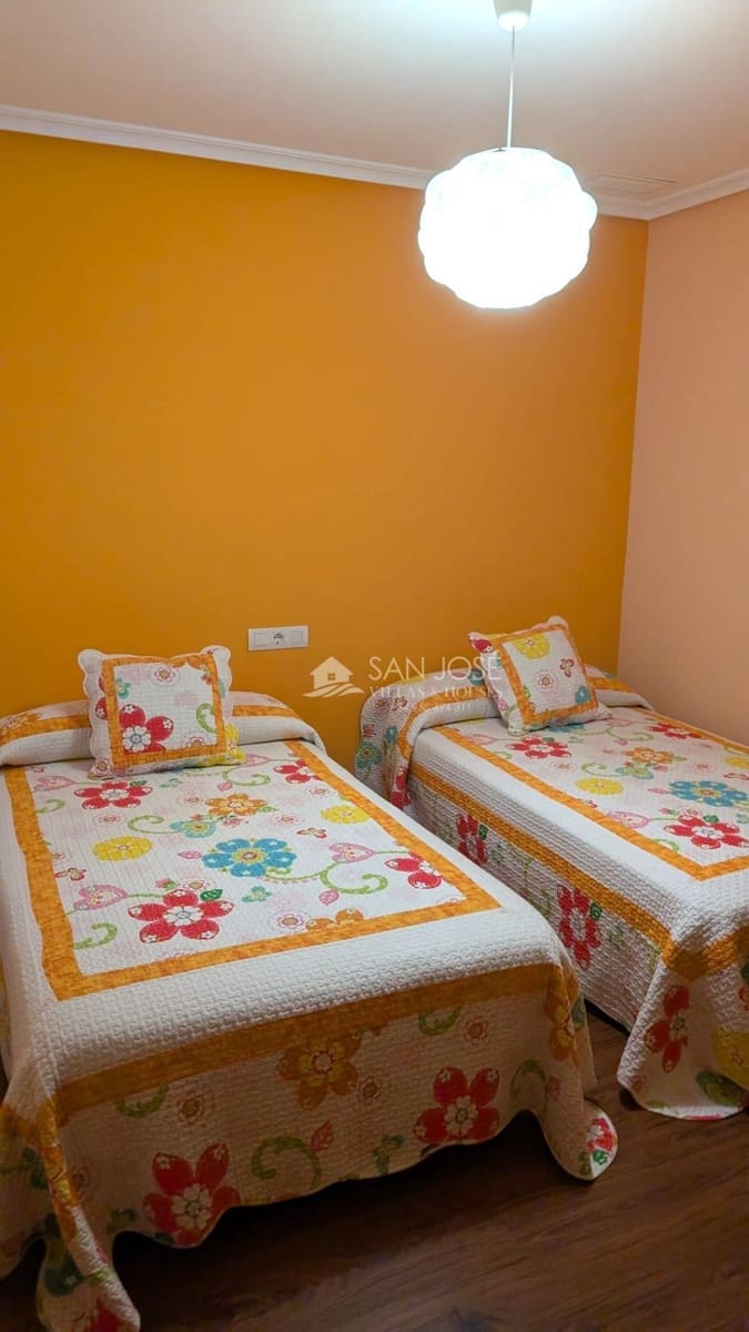 4 bedroom Flat for sale in Novelda - € 185,050 (Ref: 9892557)