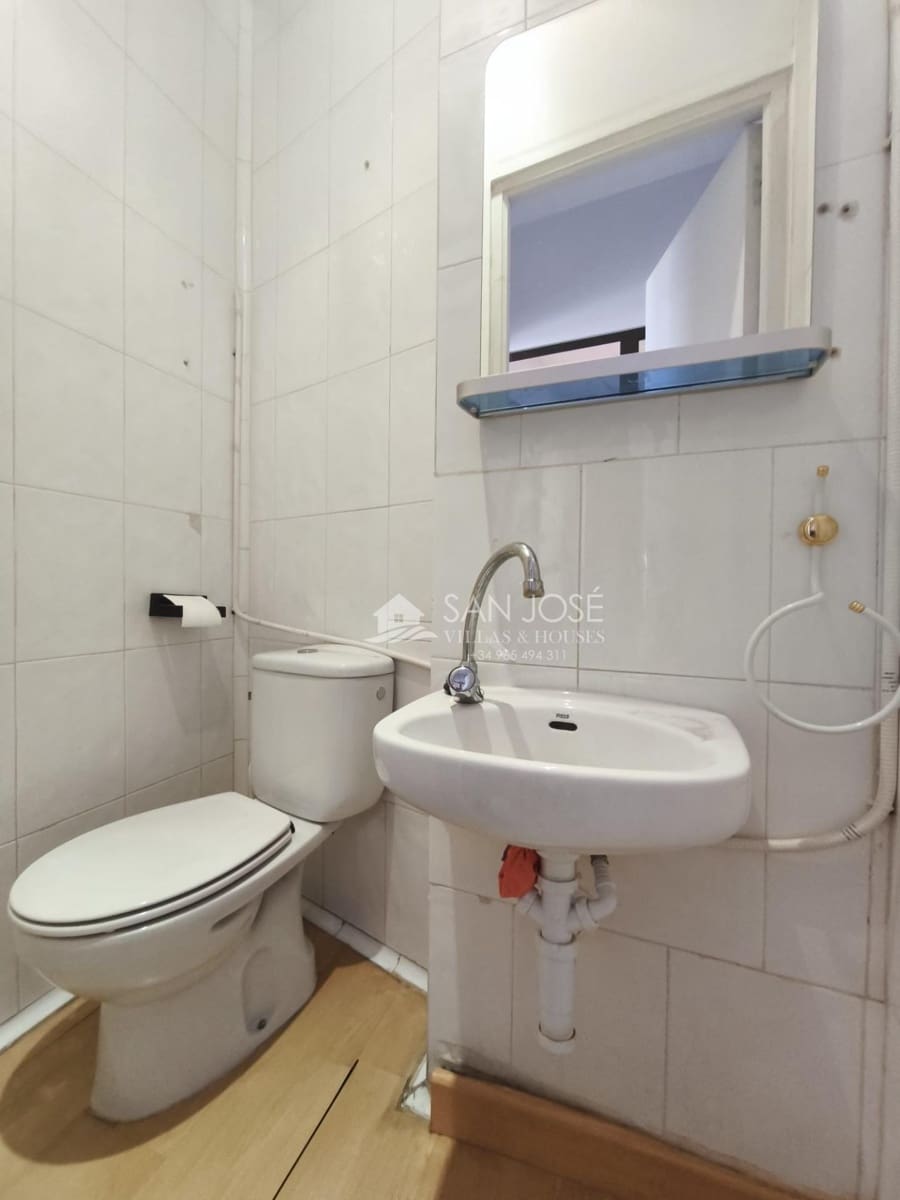 Comercial para arrendar em Aspe - 600 € (Ref: 9892558)