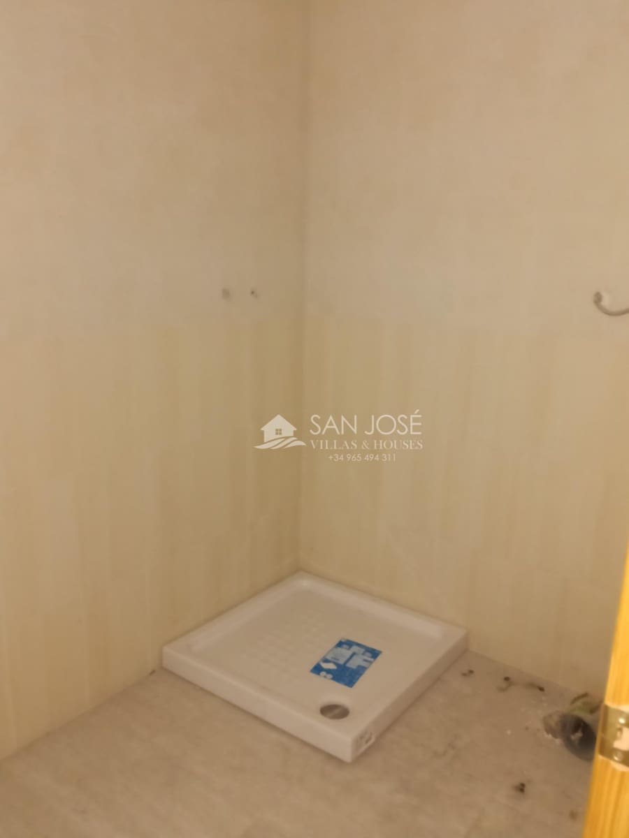 Commerciale in vendita in Aspe - 131.050 € (Rif: 9892560)