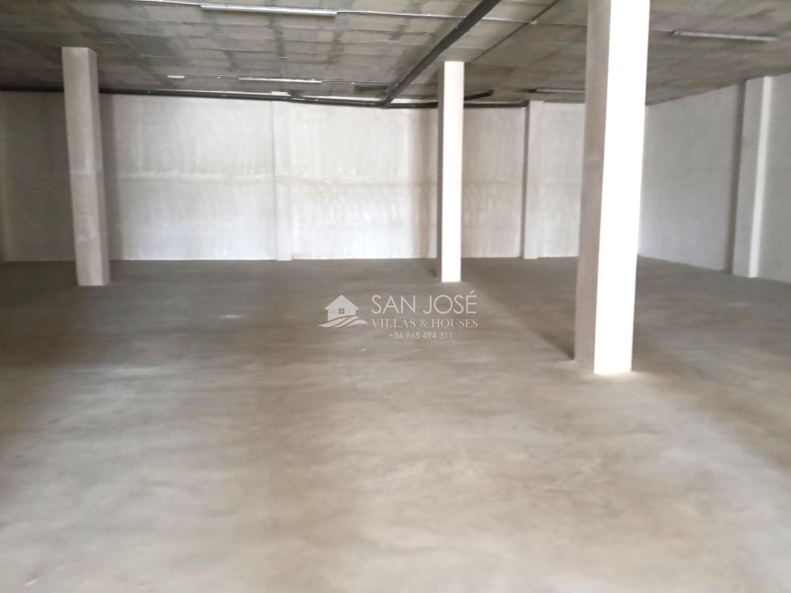 Commerciale in vendita in Aspe - 131.050 € (Rif: 9892560)