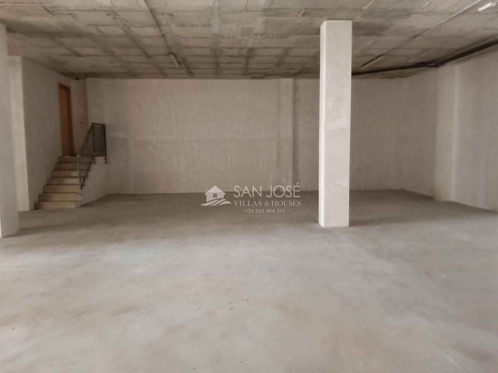 Commerciale in vendita in Aspe - 131.050 € (Rif: 9892560)