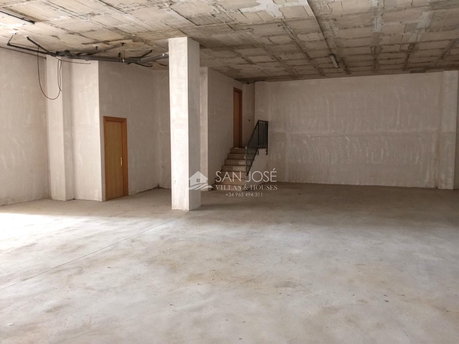 Commerciale in vendita in Aspe - 131.050 € (Rif: 9892560)