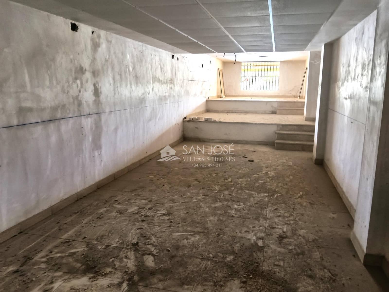 Commerciale in vendita in Aspe - 131.050 € (Rif: 9892560)