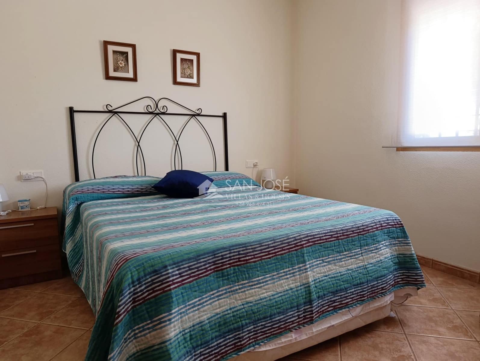 4 bedroom Villa for sale in Monforte del Cid with pool - € 315,000 (Ref: 9894082)