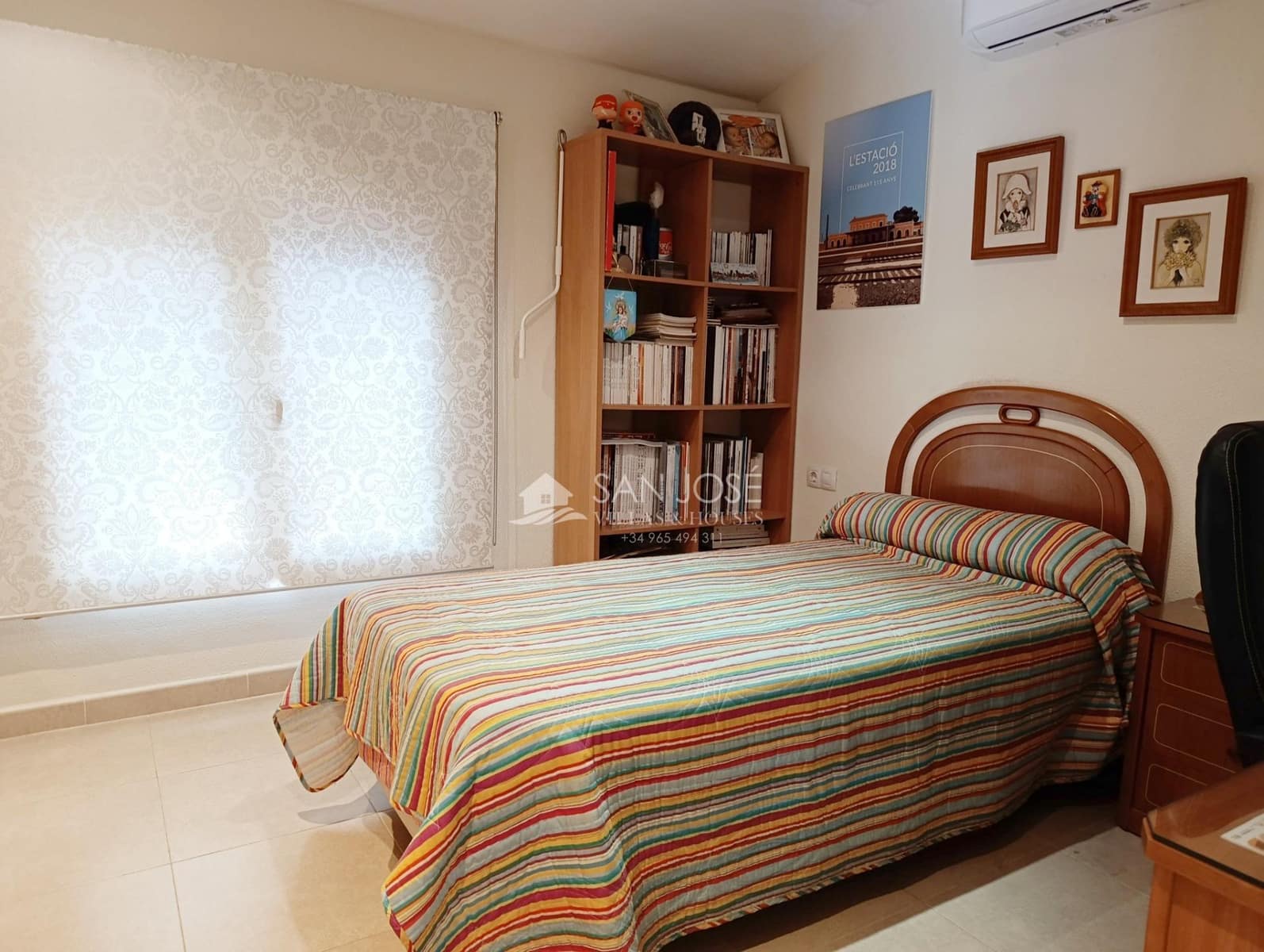 4 bedroom Villa for sale in Monforte del Cid with pool - € 315,000 (Ref: 9894082)