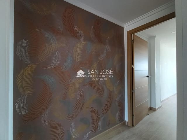 3 makuuhuone Asunto myytävänä paikassa Monóvar / Monóver - 131 000 € (Ref: 9894083)