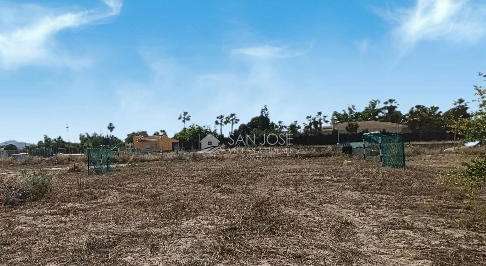 Landgrundstück zu verkaufen in Novelda - 72.000 € (Ref: 9896231)
