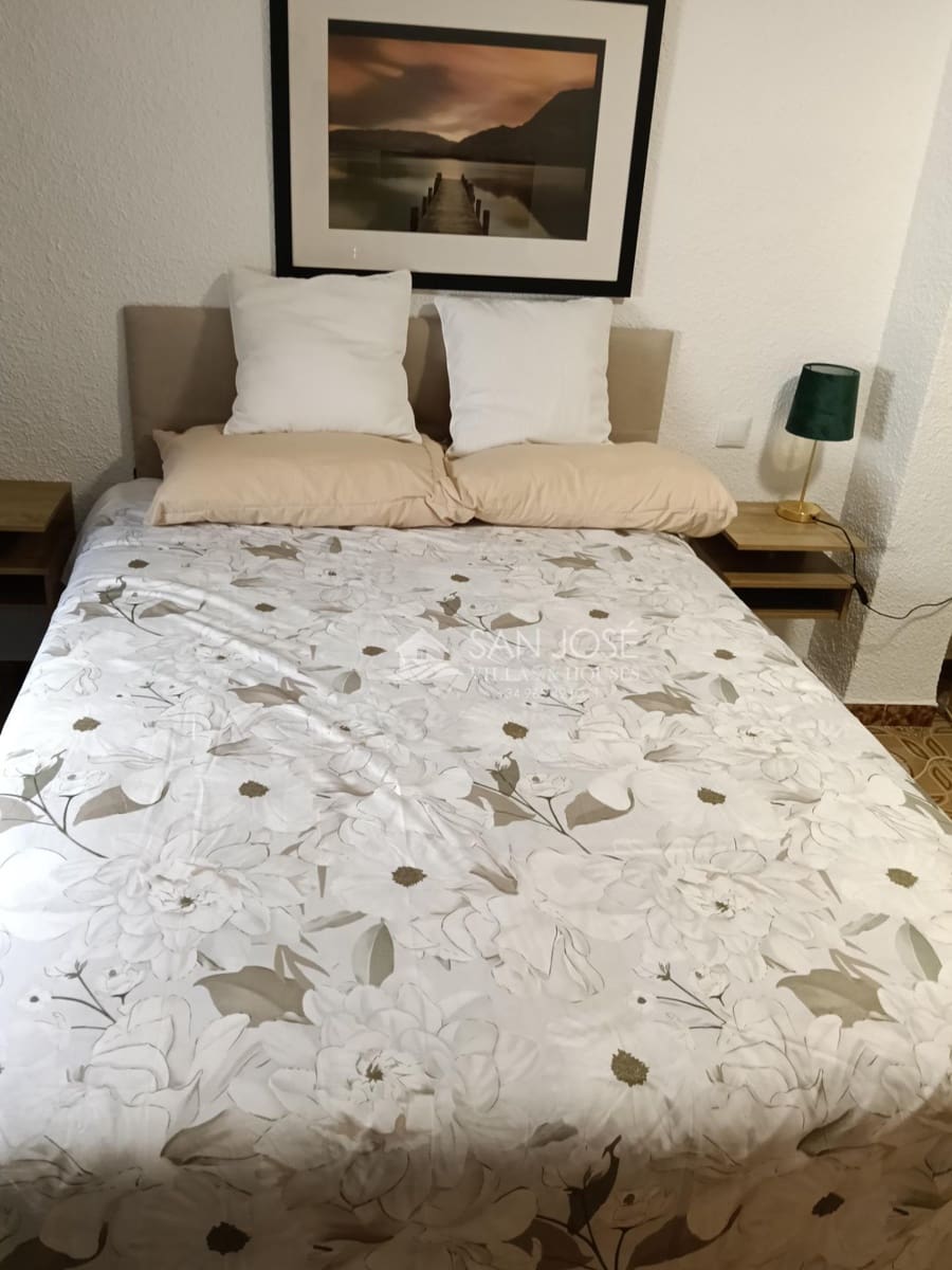 4 quarto Casa em Banda para arrendar em Aspe - 800 € (Ref: 9896232)