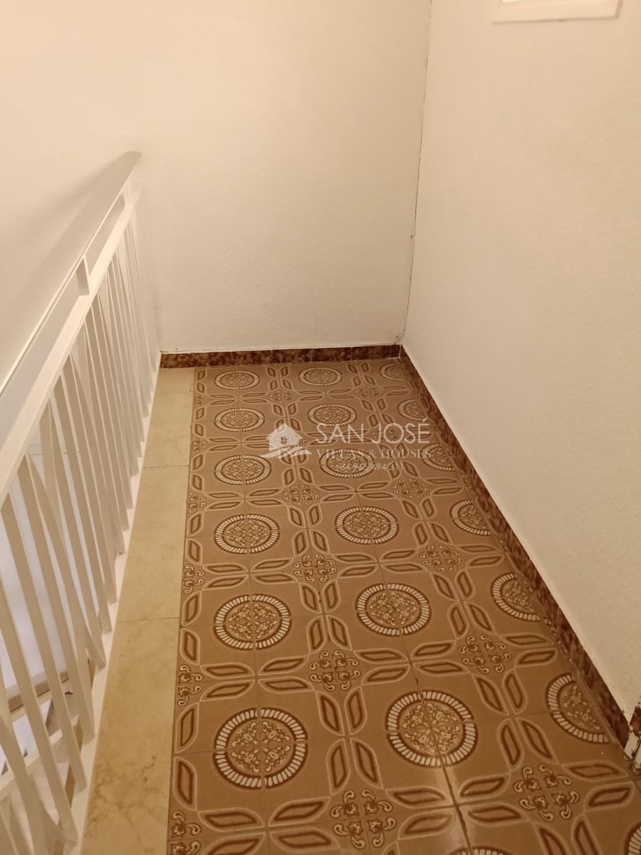 4 quarto Casa em Banda para arrendar em Aspe - 800 € (Ref: 9896232)