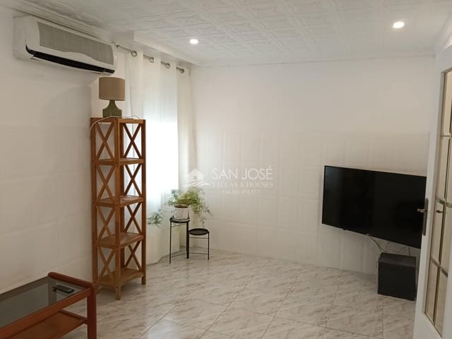 4 bedroom Townhouse for rent in Aspe - € 800 (Ref: 9896232)