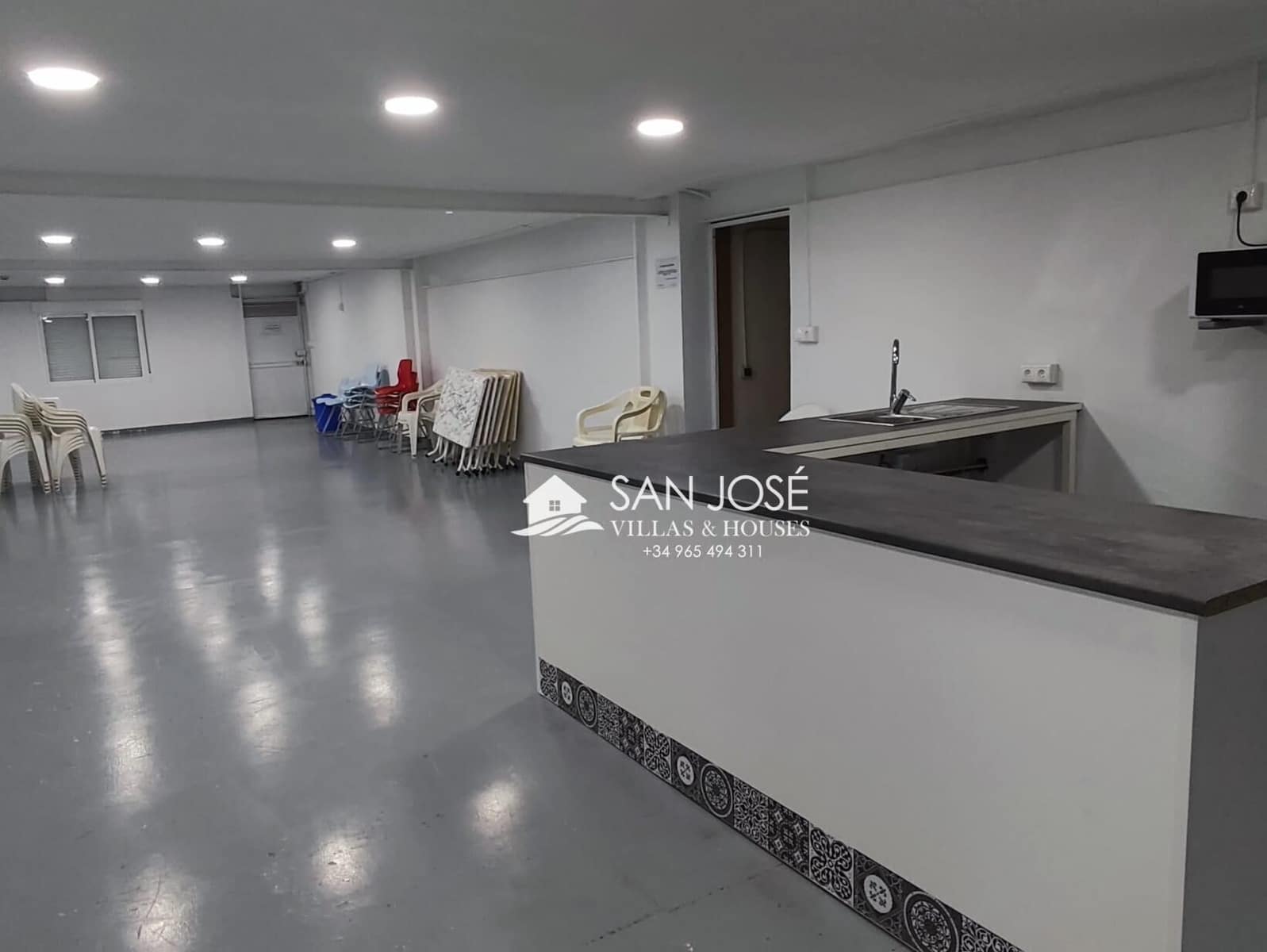 4 Zimmer Wohnung zu verkaufen in Playa de San Juan mit Pool Garage - 620.000 € (Ref: 9899031)