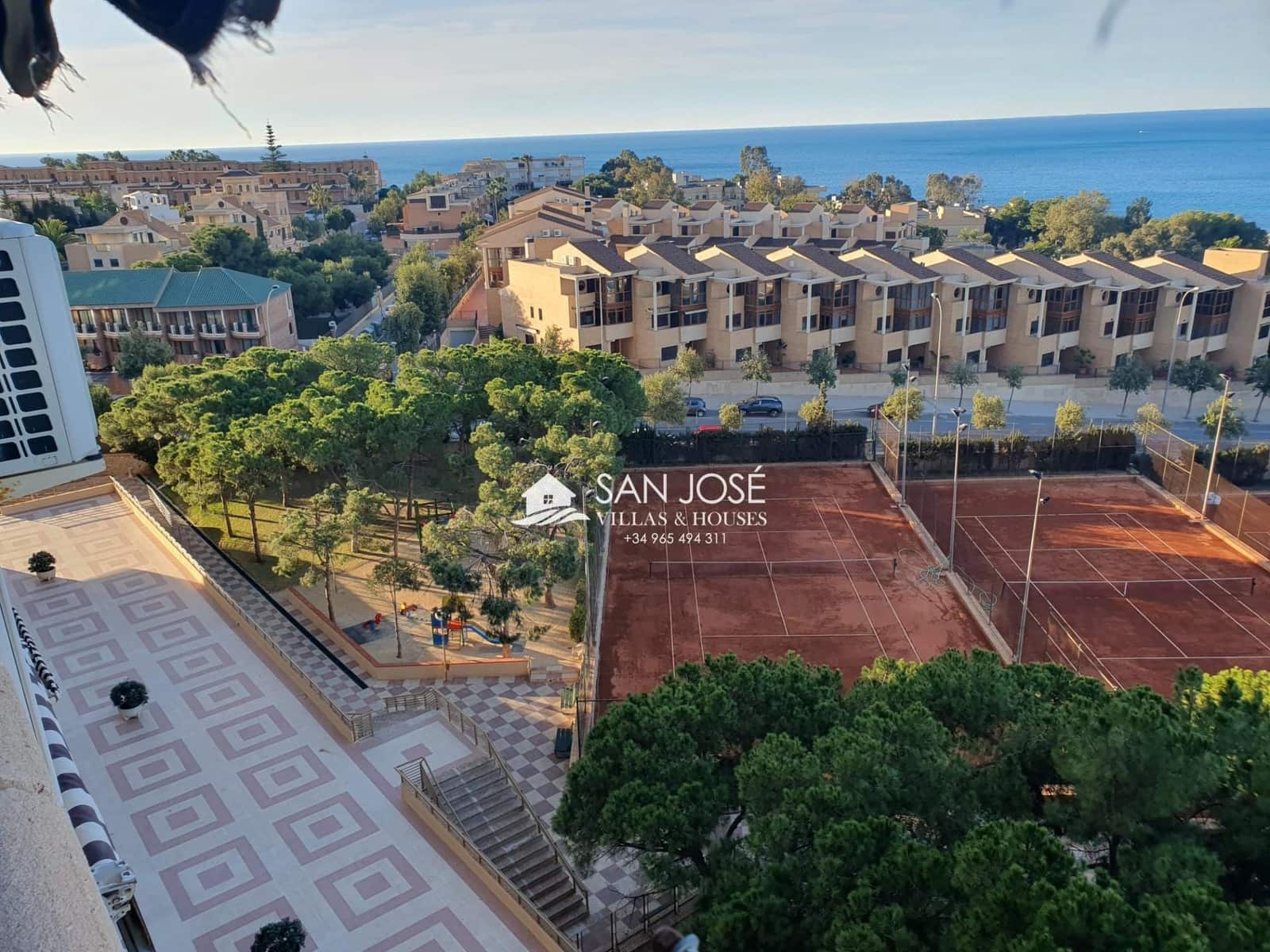 4 Zimmer Wohnung zu verkaufen in Playa de San Juan mit Pool Garage - 620.000 € (Ref: 9899031)