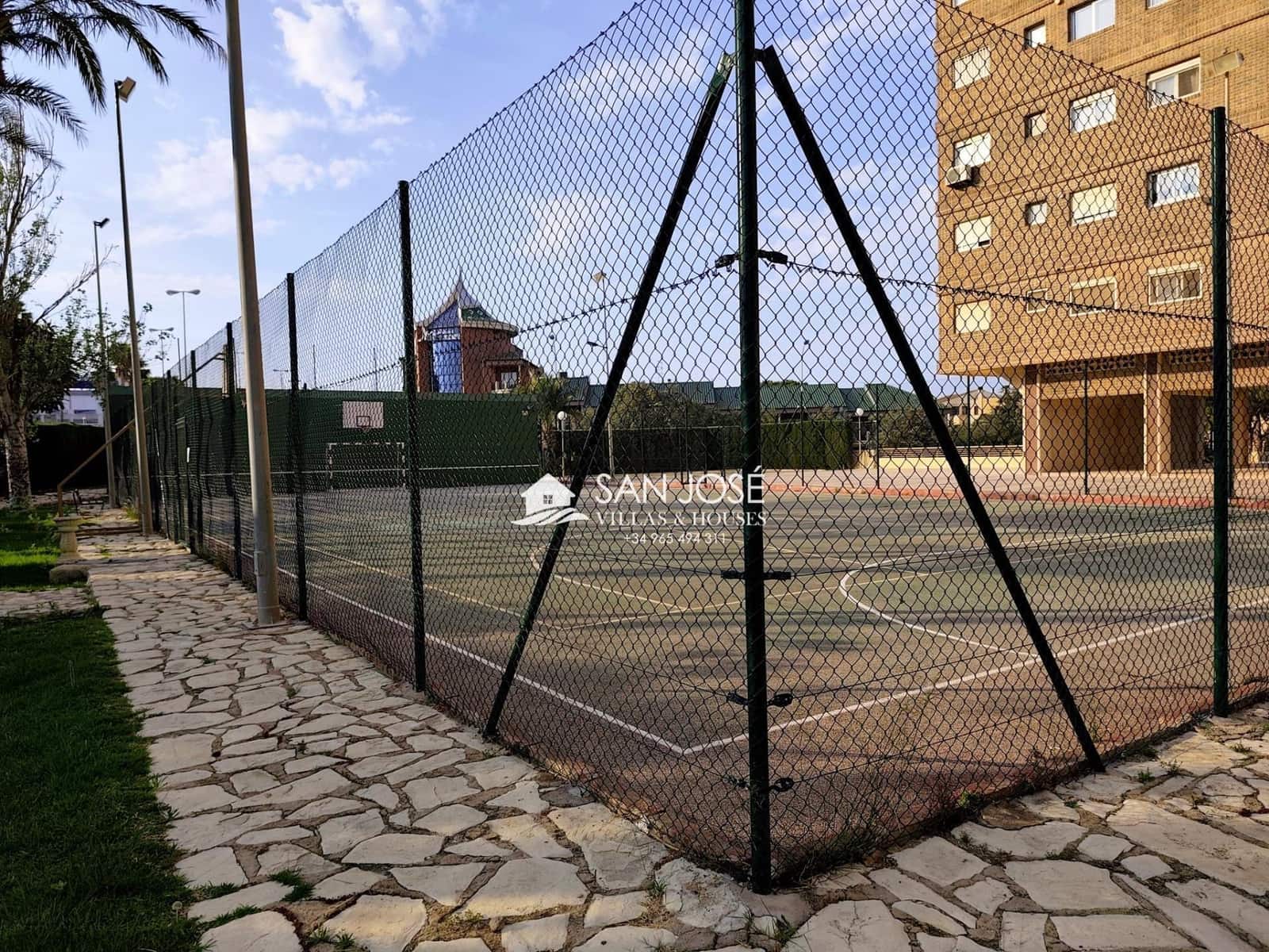 4 Zimmer Wohnung zu verkaufen in Playa de San Juan mit Pool Garage - 620.000 € (Ref: 9899031)