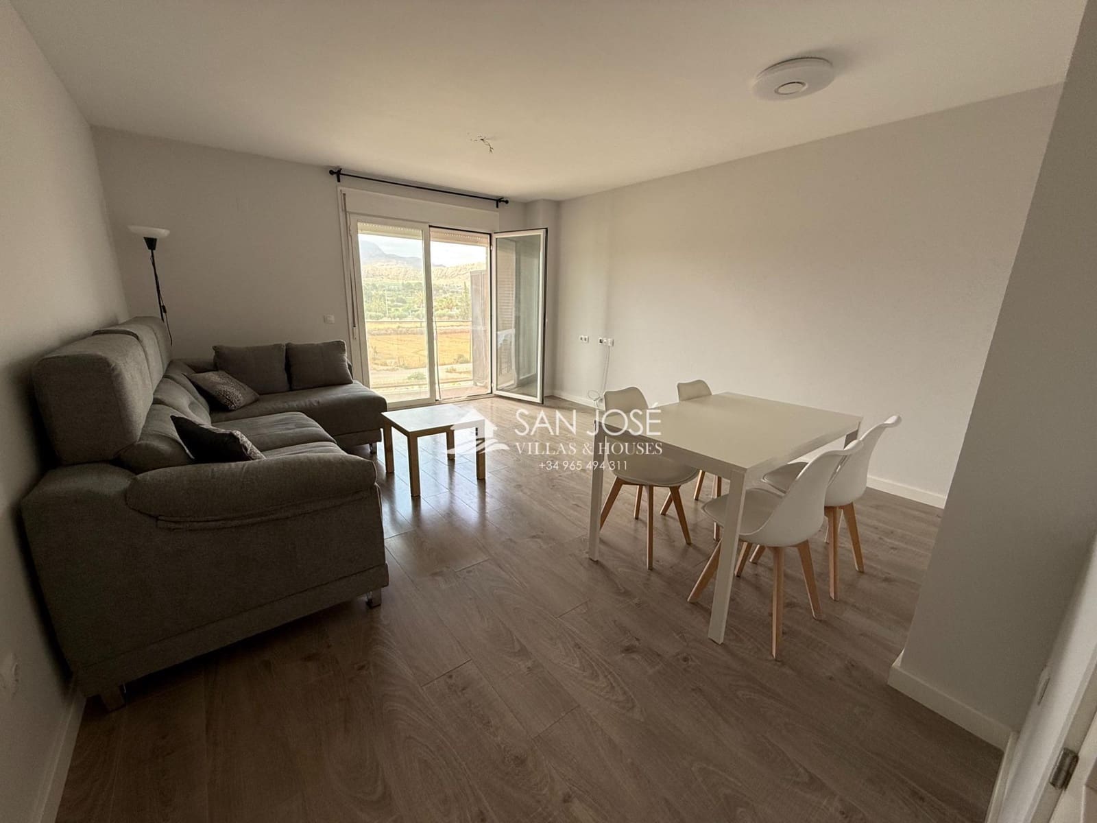 3 soveværelse Lejlighed til salg i Novelda med garage - € 168.000 (Ref: 9899033)