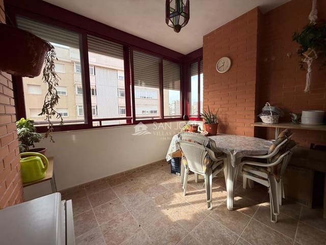 2 Zimmer Wohnung zu verkaufen in Alicante / Alacant Stadt mit Pool - 365.000 € (Ref: 9903832)
