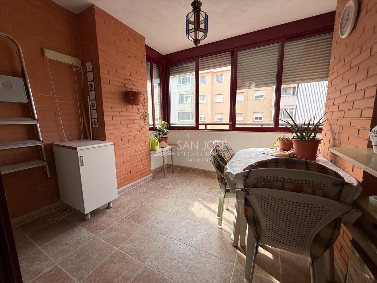 2 Zimmer Wohnung zu verkaufen in Alicante / Alacant Stadt mit Pool - 365.000 € (Ref: 9903832)