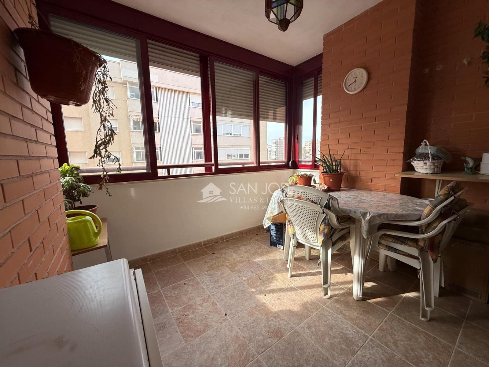 2 Zimmer Wohnung zu verkaufen in Alicante / Alacant Stadt mit Pool - 365.000 € (Ref: 9903832)