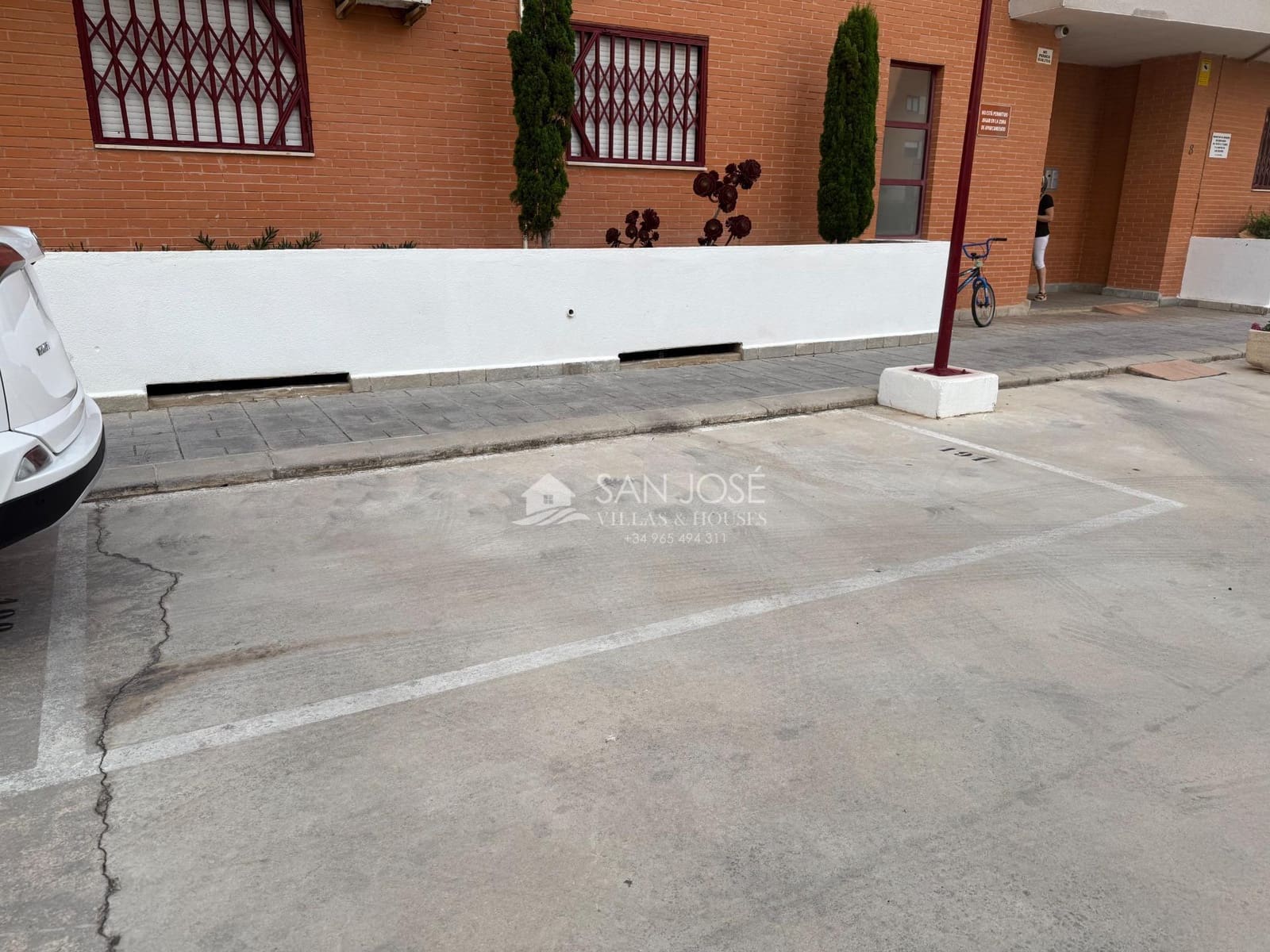 2 Zimmer Wohnung zu verkaufen in Alicante / Alacant Stadt mit Pool - 365.000 € (Ref: 9903832)