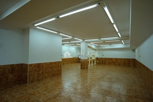 5 sypialnia Dom na sprzedaż w Novelda z garażem - 880 000 € (Ref: 9916056)