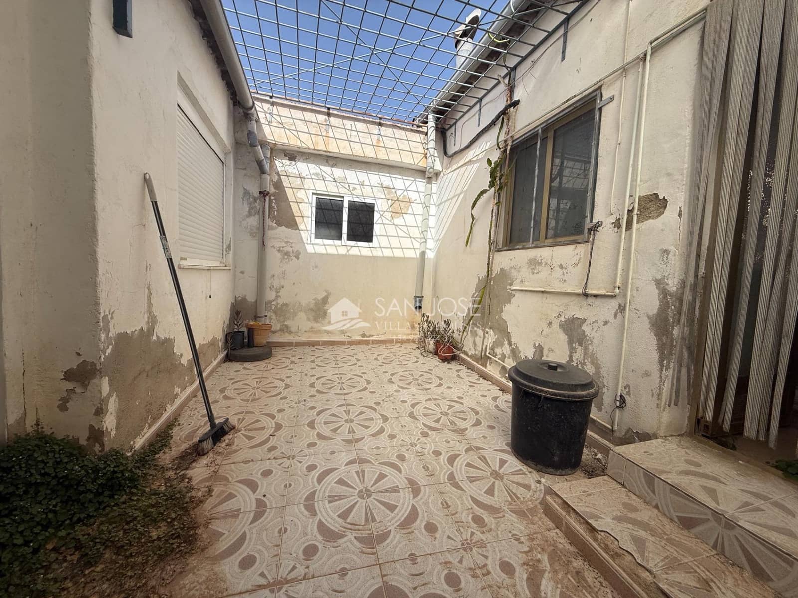 3 bedroom Townhouse for sale in Aspe - € 107,200 (Ref: 9920619)