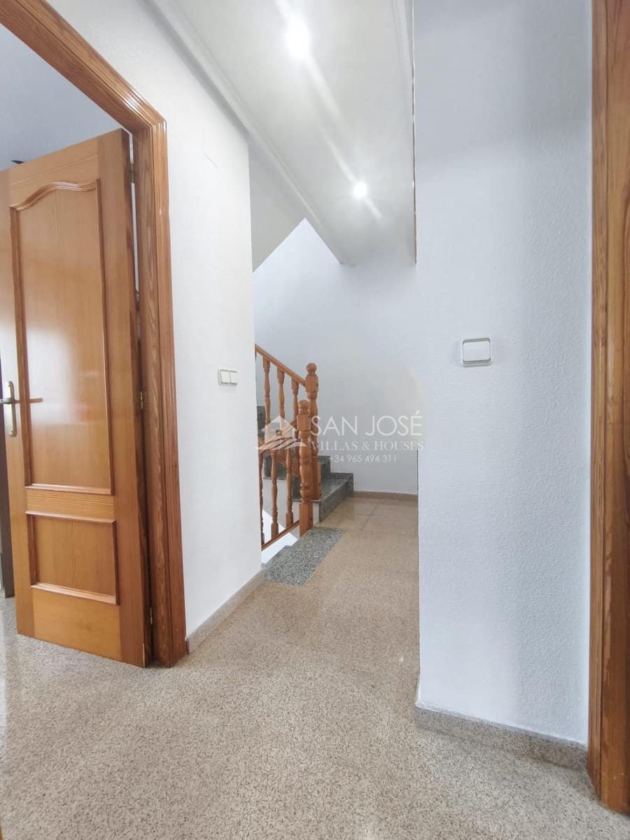 3 bedroom Bungalow for sale in Aspe with garage - € 275,000 (Ref: 9927641)