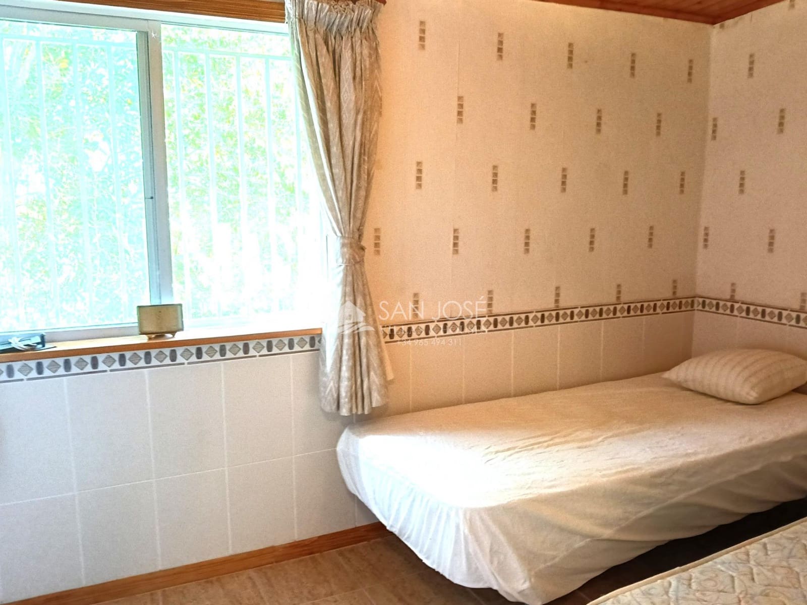 5 quarto Moradia para venda em La Romana com piscina - 276 580 € (Ref: 9934390)