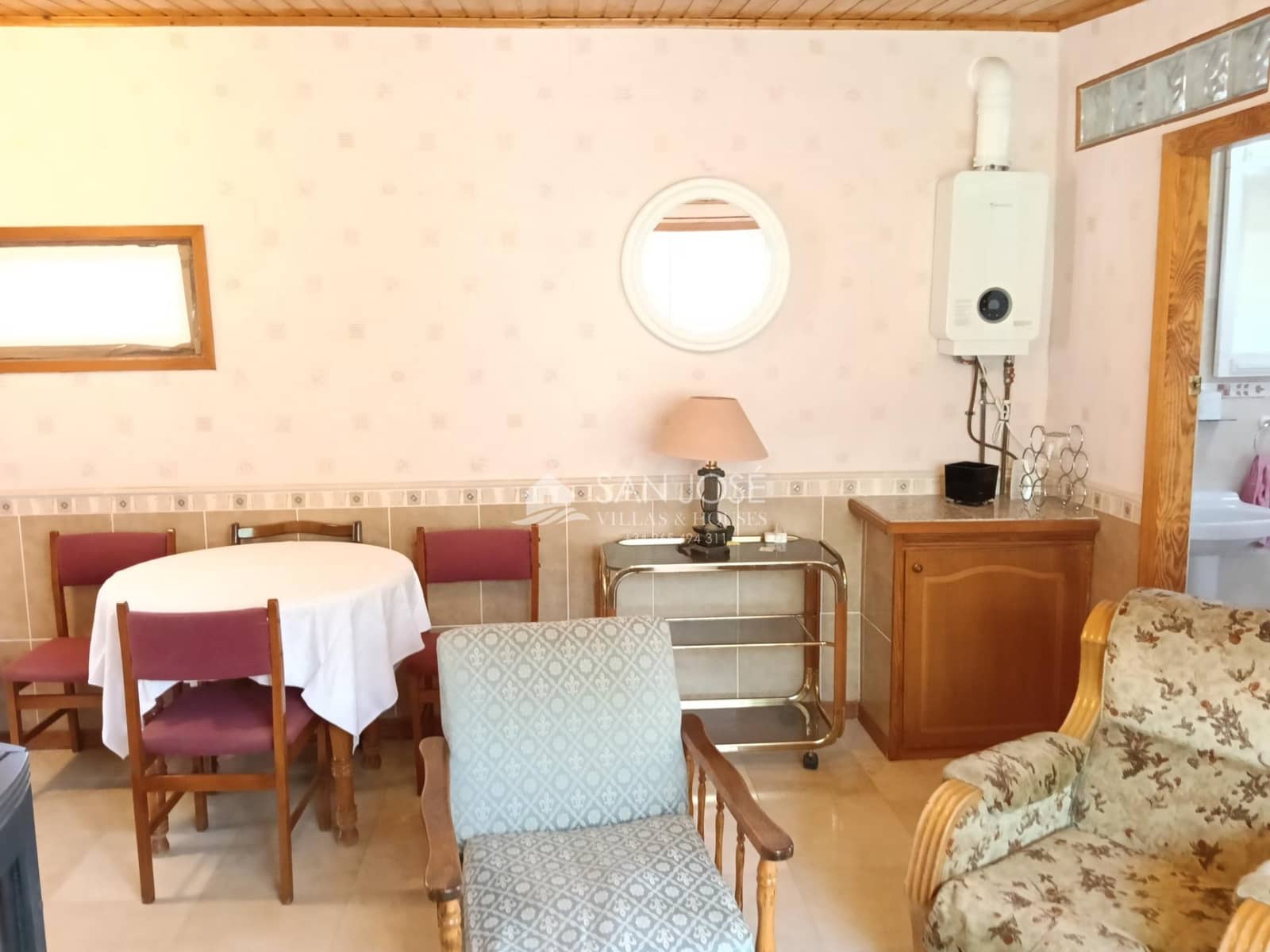 5 quarto Moradia para venda em La Romana com piscina - 276 580 € (Ref: 9934390)