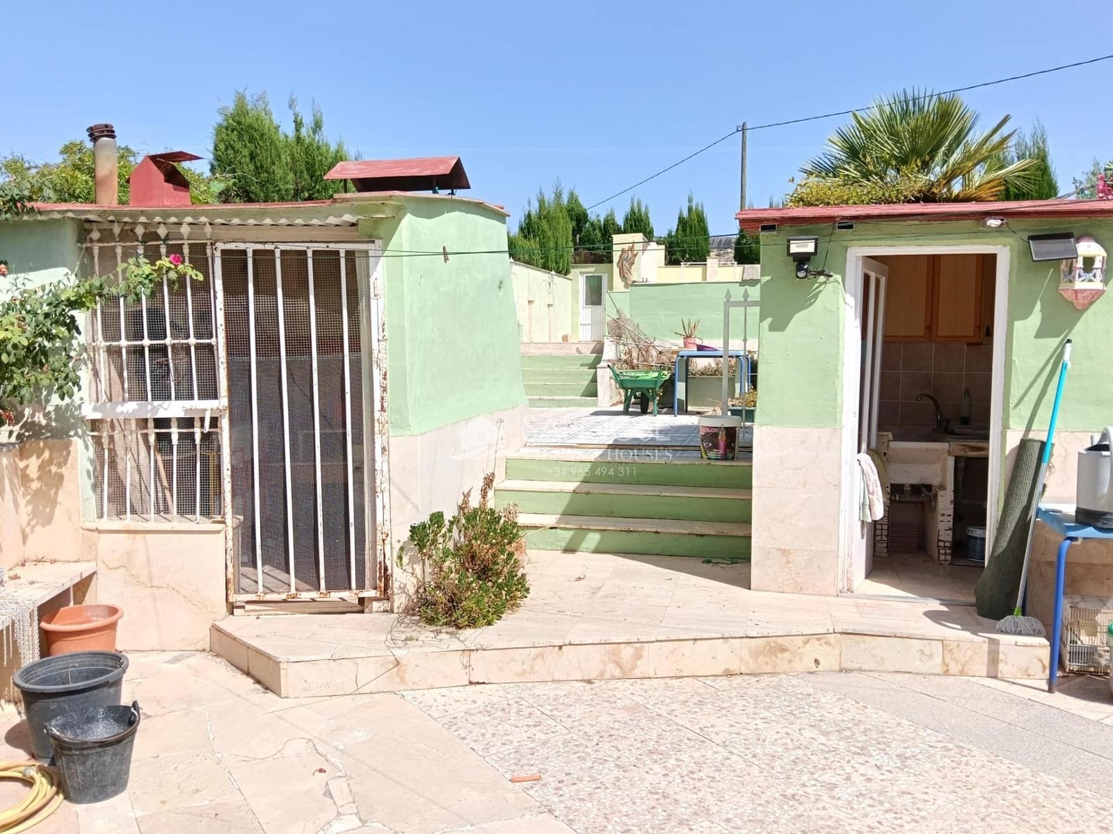 5 quarto Moradia para venda em La Romana com piscina - 276 580 € (Ref: 9934390)