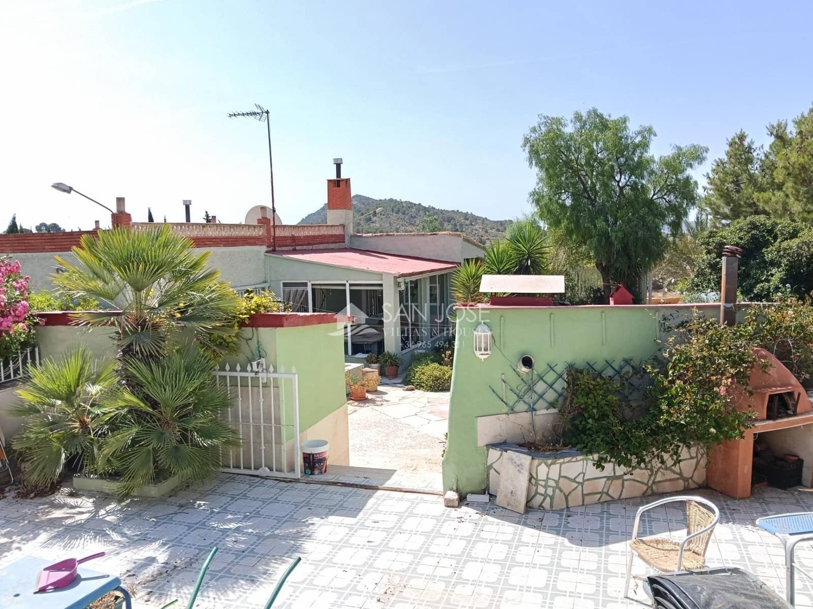 5 quarto Moradia para venda em La Romana com piscina - 276 580 € (Ref: 9934390)