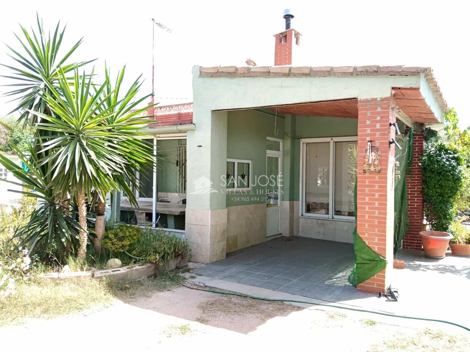5 quarto Moradia para venda em La Romana com piscina - 276 580 € (Ref: 9934390)