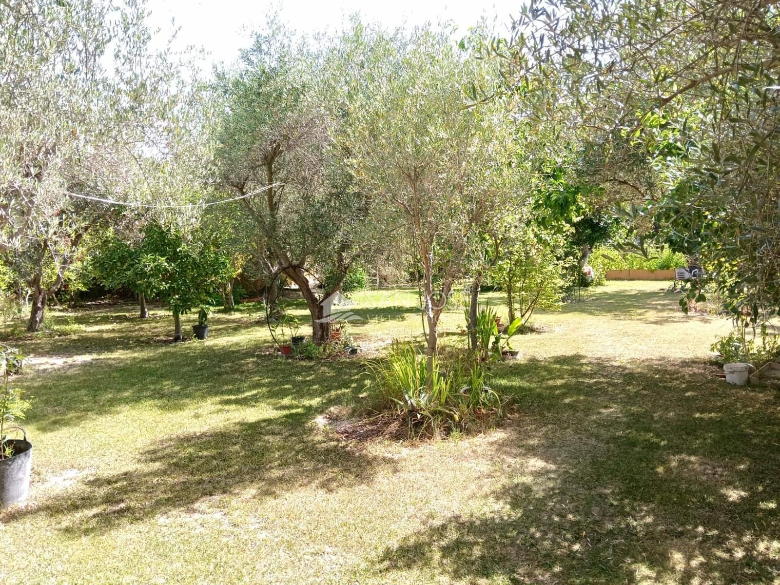 5 quarto Moradia para venda em La Romana com piscina - 276 580 € (Ref: 9934390)