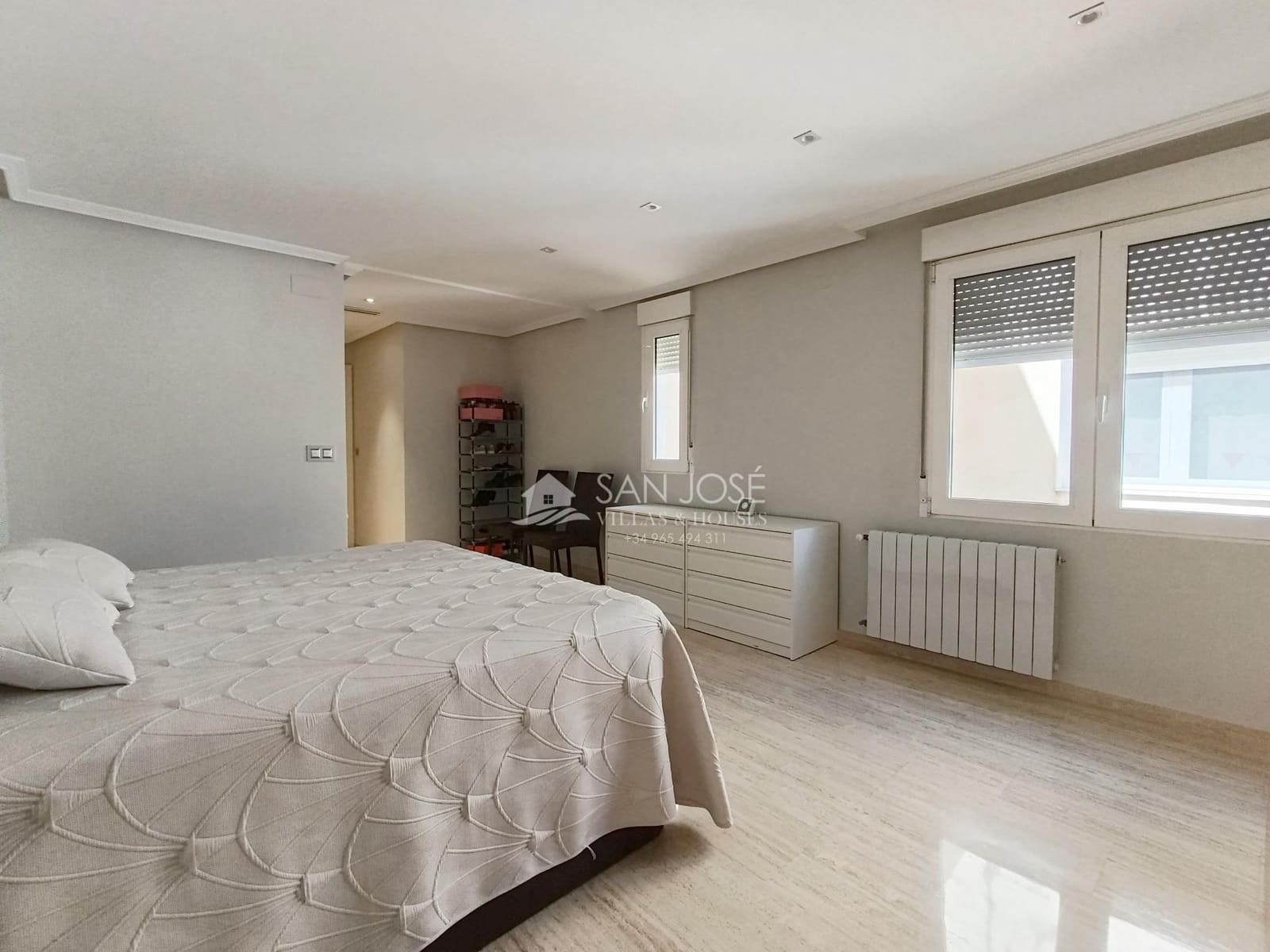 3 camera da letto Attico in vendita in Novelda - 320.000 € (Rif: 9948110)