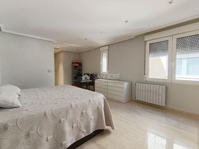 3 camera da letto Attico in vendita in Novelda - 320.000 € (Rif: 9948110)