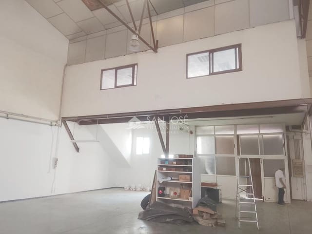Negocio en Elche / Elx en alquiler - 1.200 € (Ref: 9963320)
